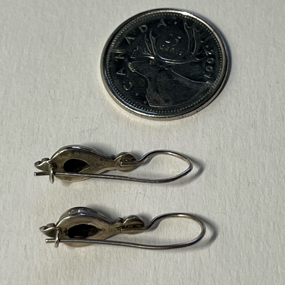 Silver plated drop earrings with onyx stone - Picture 3 of 4